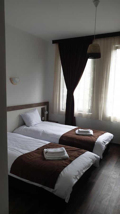 Бялата Къща Hotel Kirkovo  Kültér fotó