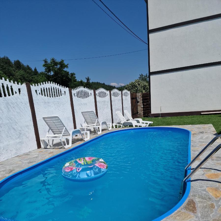 Бялата Къща Hotel Kirkovo  Kültér fotó